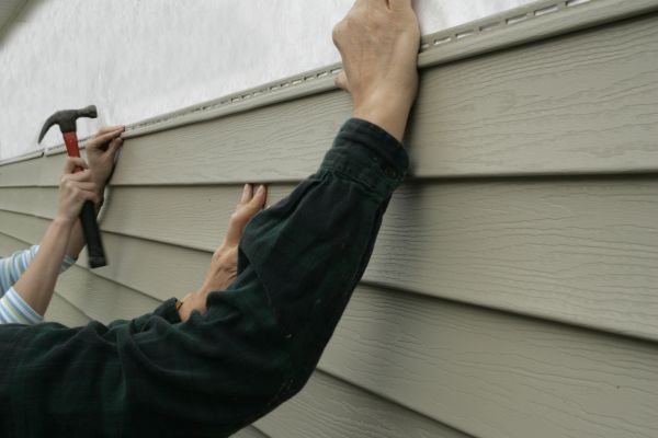 Cost of Insulated Siding Installation in Antioch