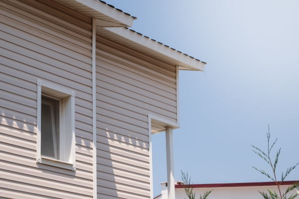Cost of Vinyl Siding Hole Repair in Antioch
